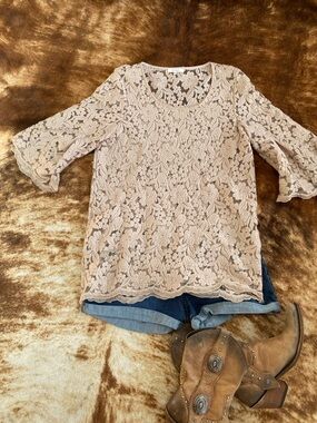 Pleione Lace Top